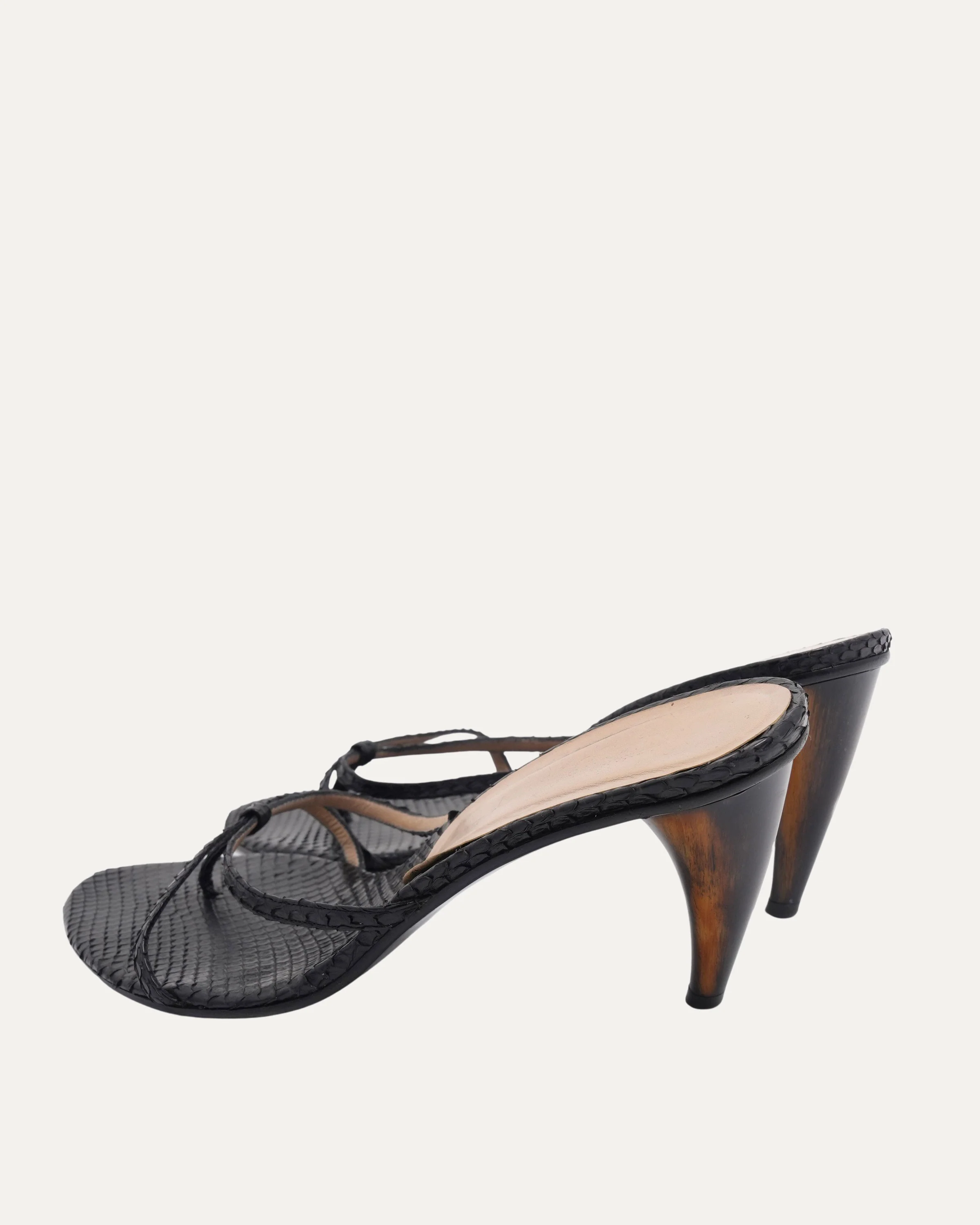 SS 2003 "Irere" Horn Heels - Image 4