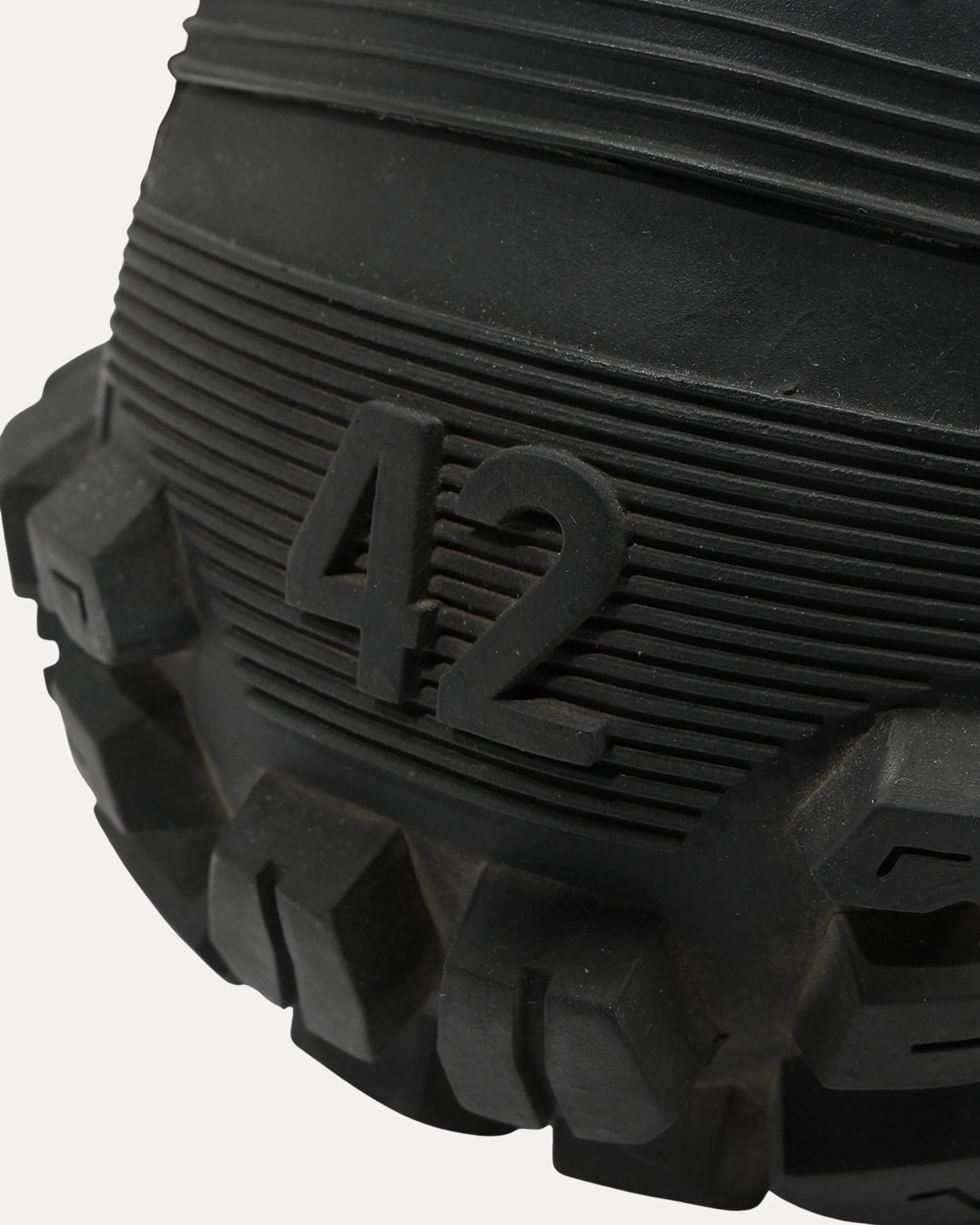 Bouncer Defender Clogs - Image 6