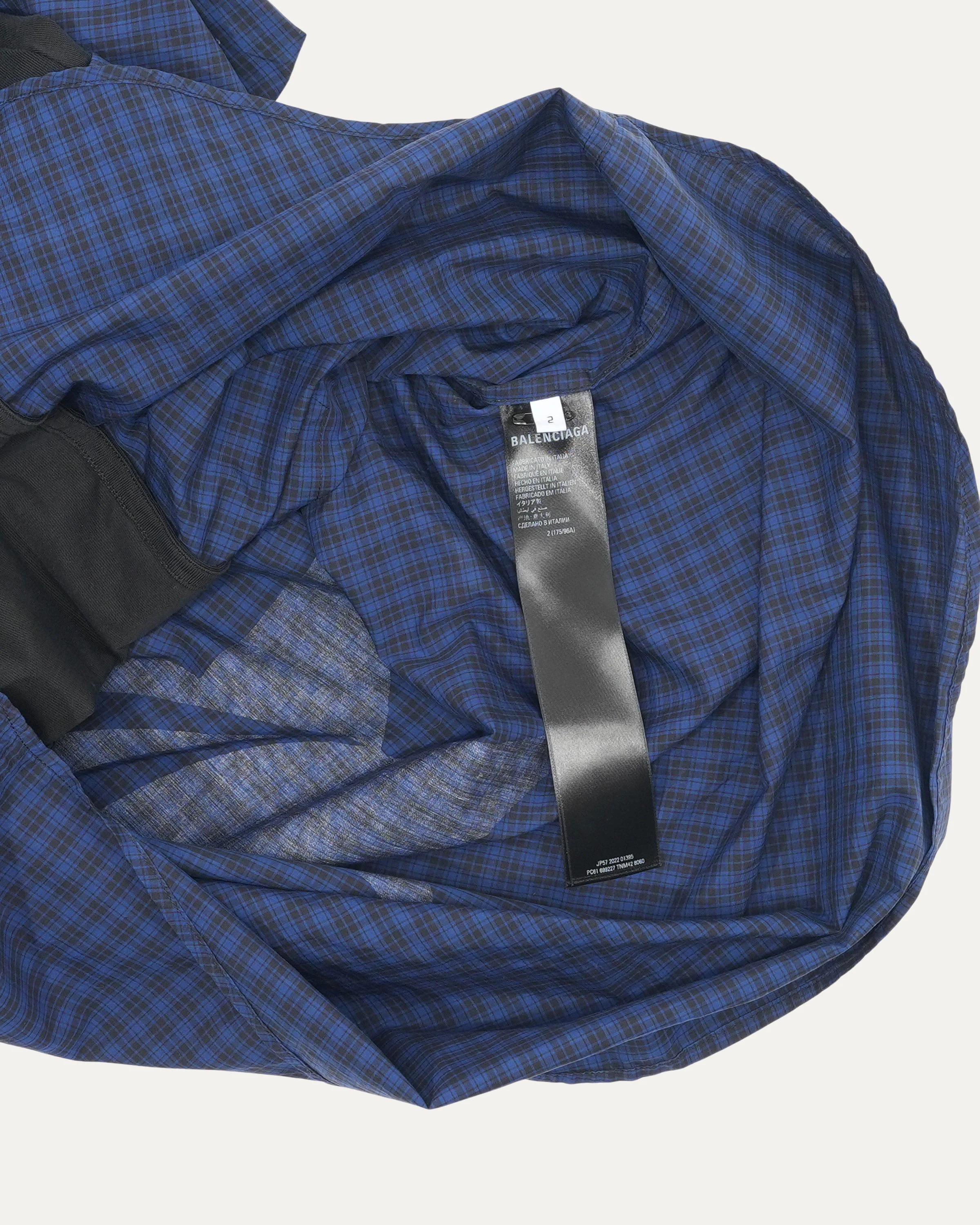YE24 BB Icon Trompe L'oeil Shirt - Image 4