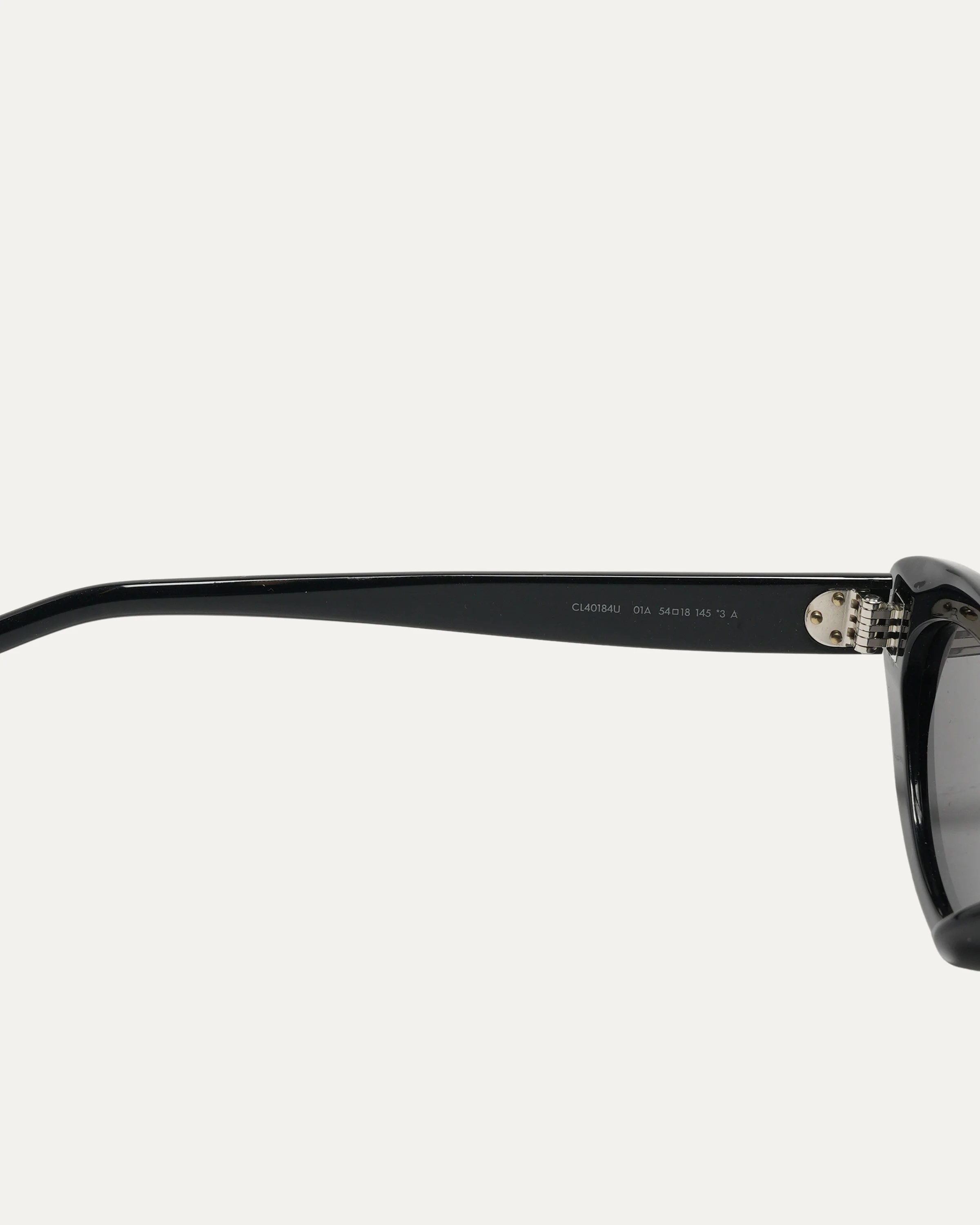 CL40184U Sunglasses - Image 4