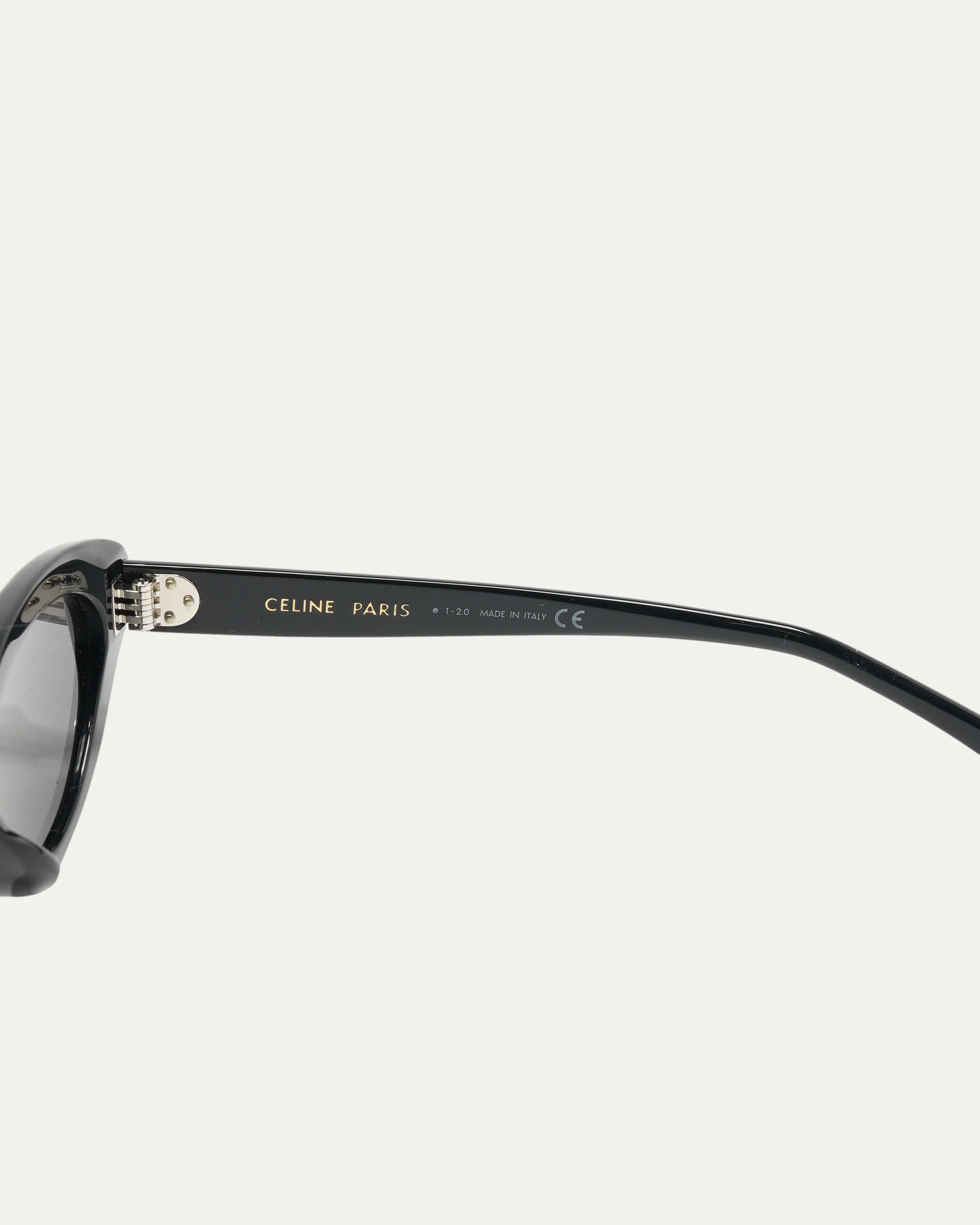CL40184U Sunglasses - Image 5