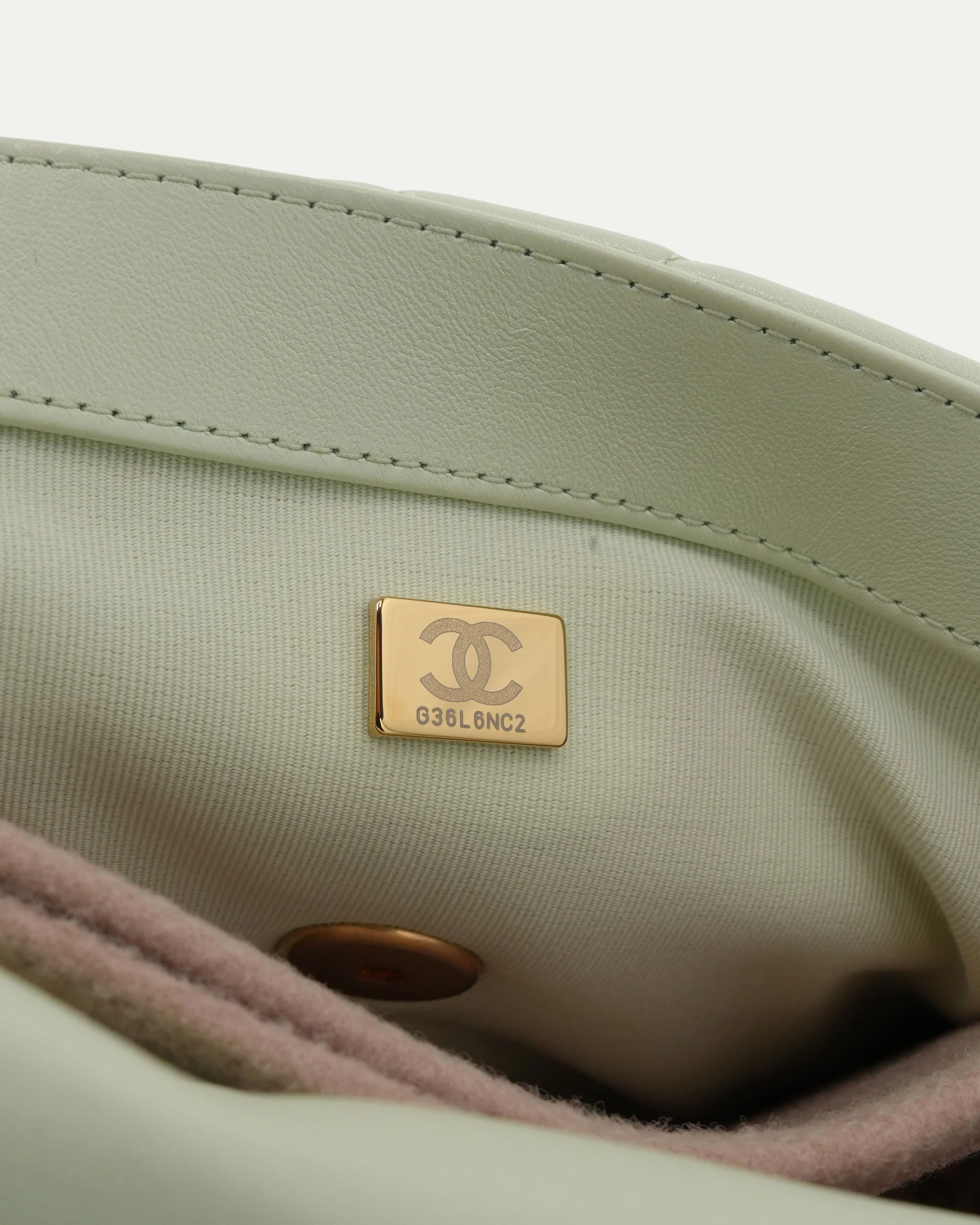 19 Flap Bag - Image 7