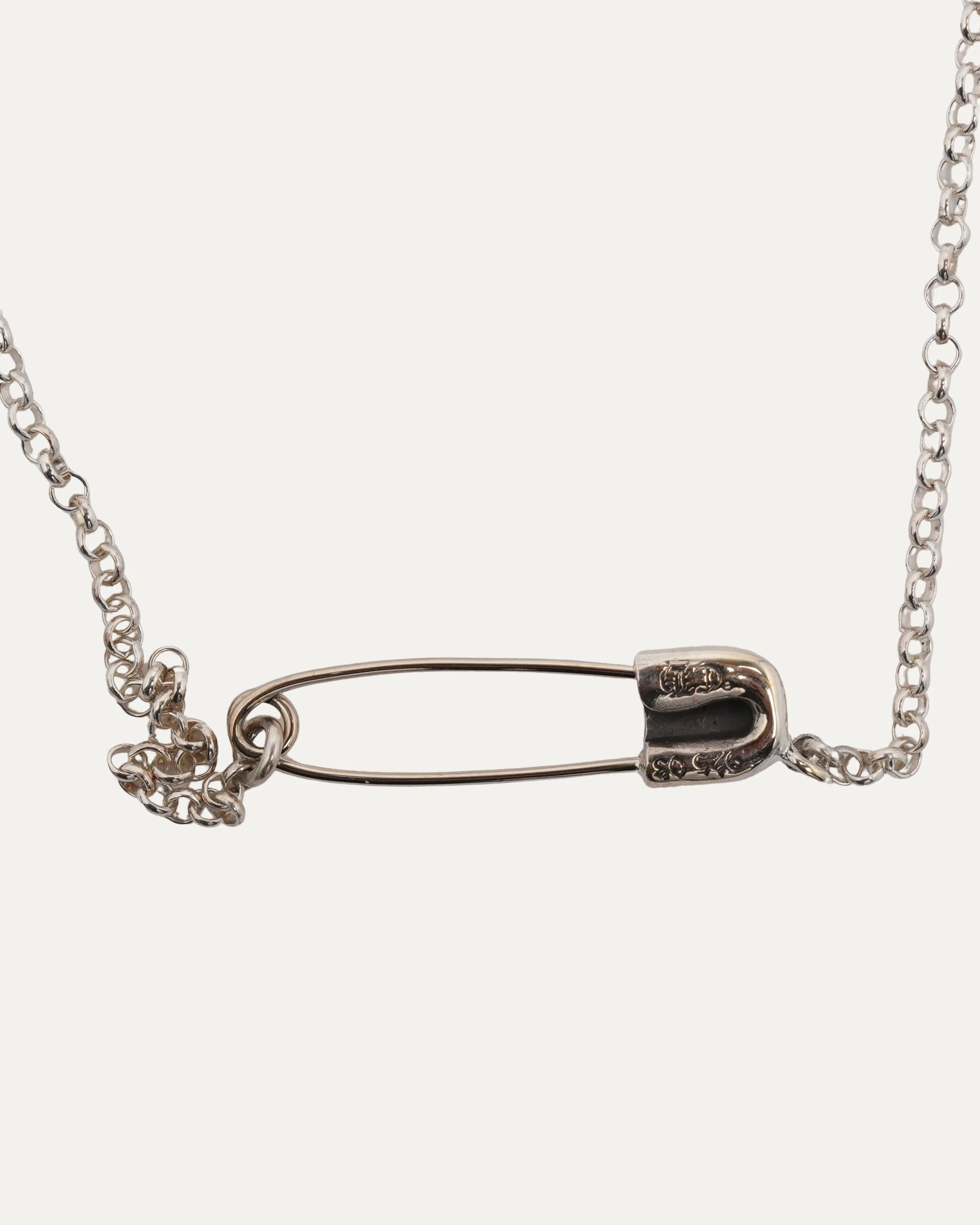 Diamond Safety Pin Roll Chain Necklace - Image 3