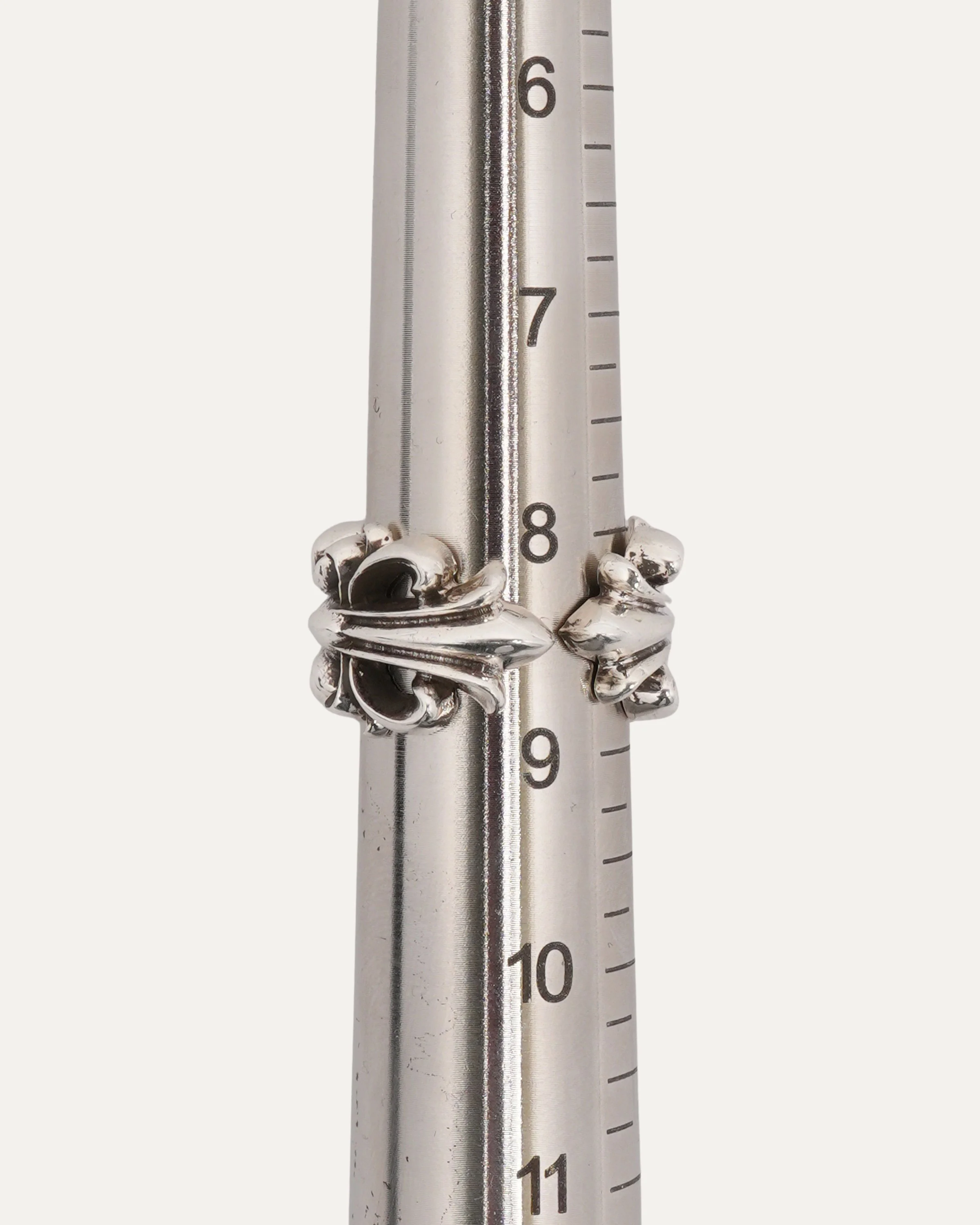 Double Floral Cross Ring - Image 4