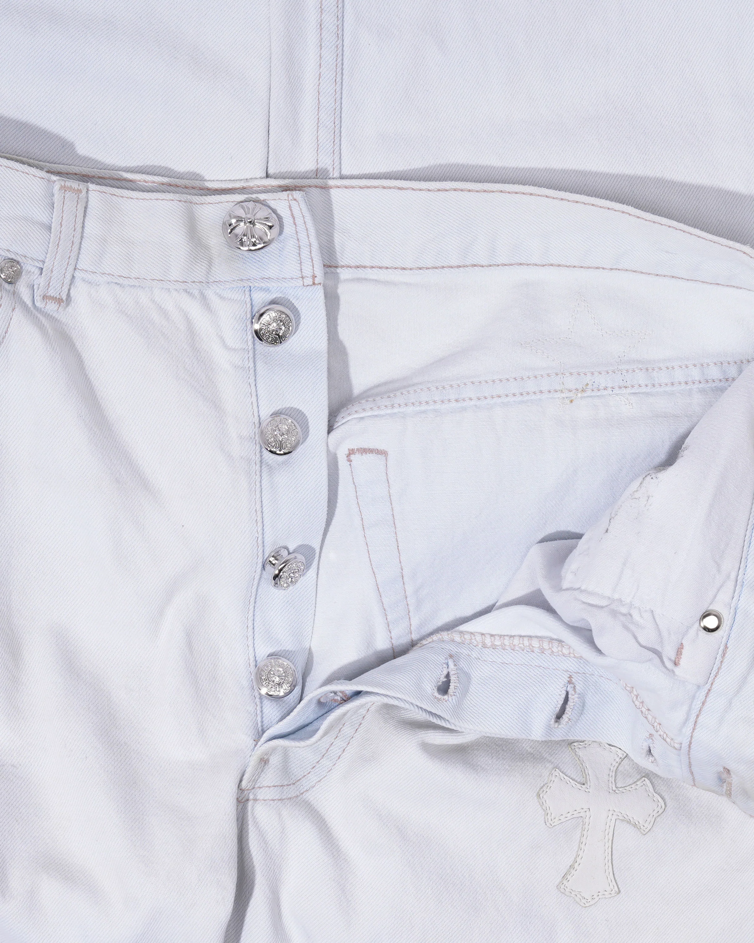 Levi's Multi-Motif Patch Jeans - Image 3