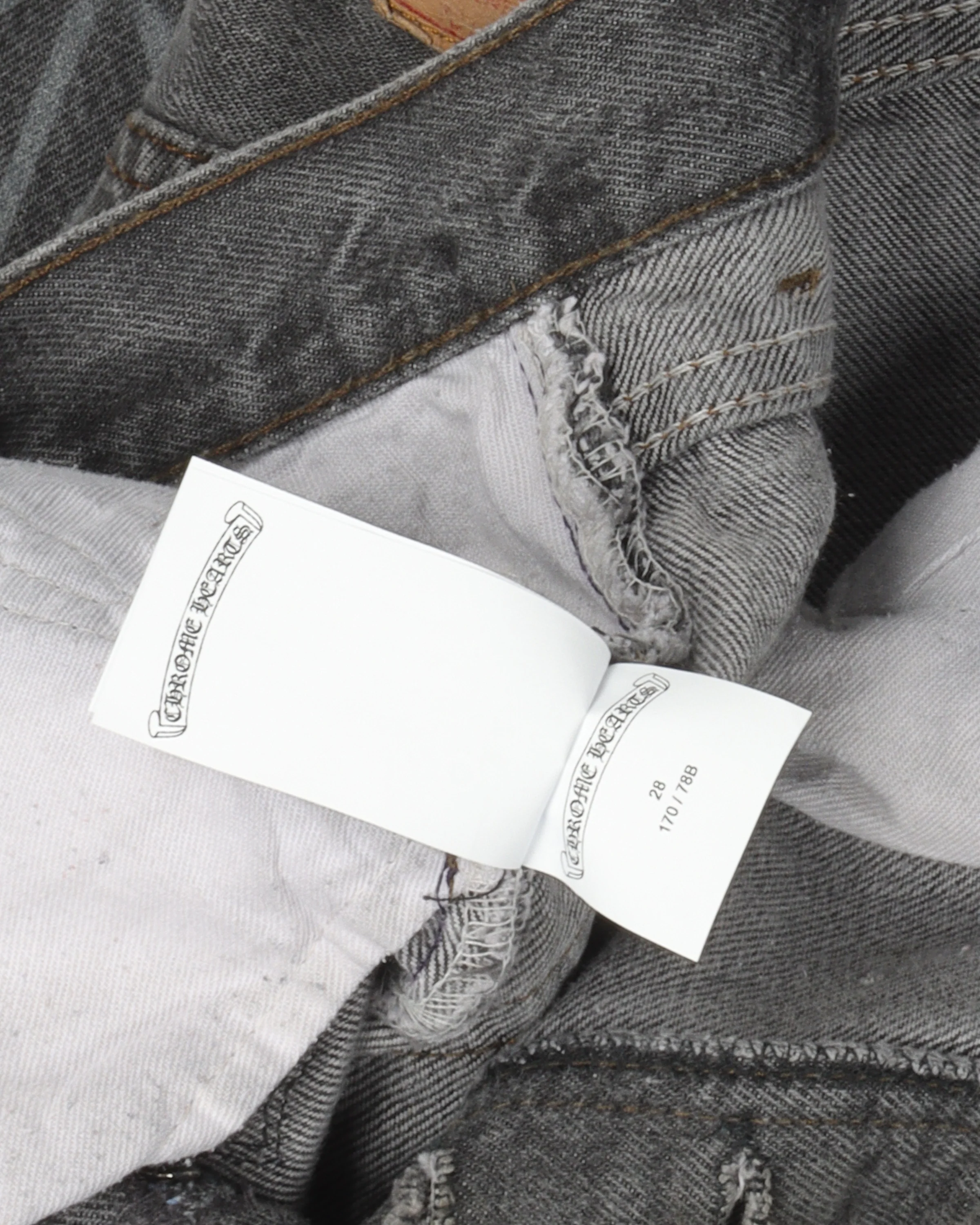 Online Exclusive Levi's Cross Patch Stencil Jeans - Image 5