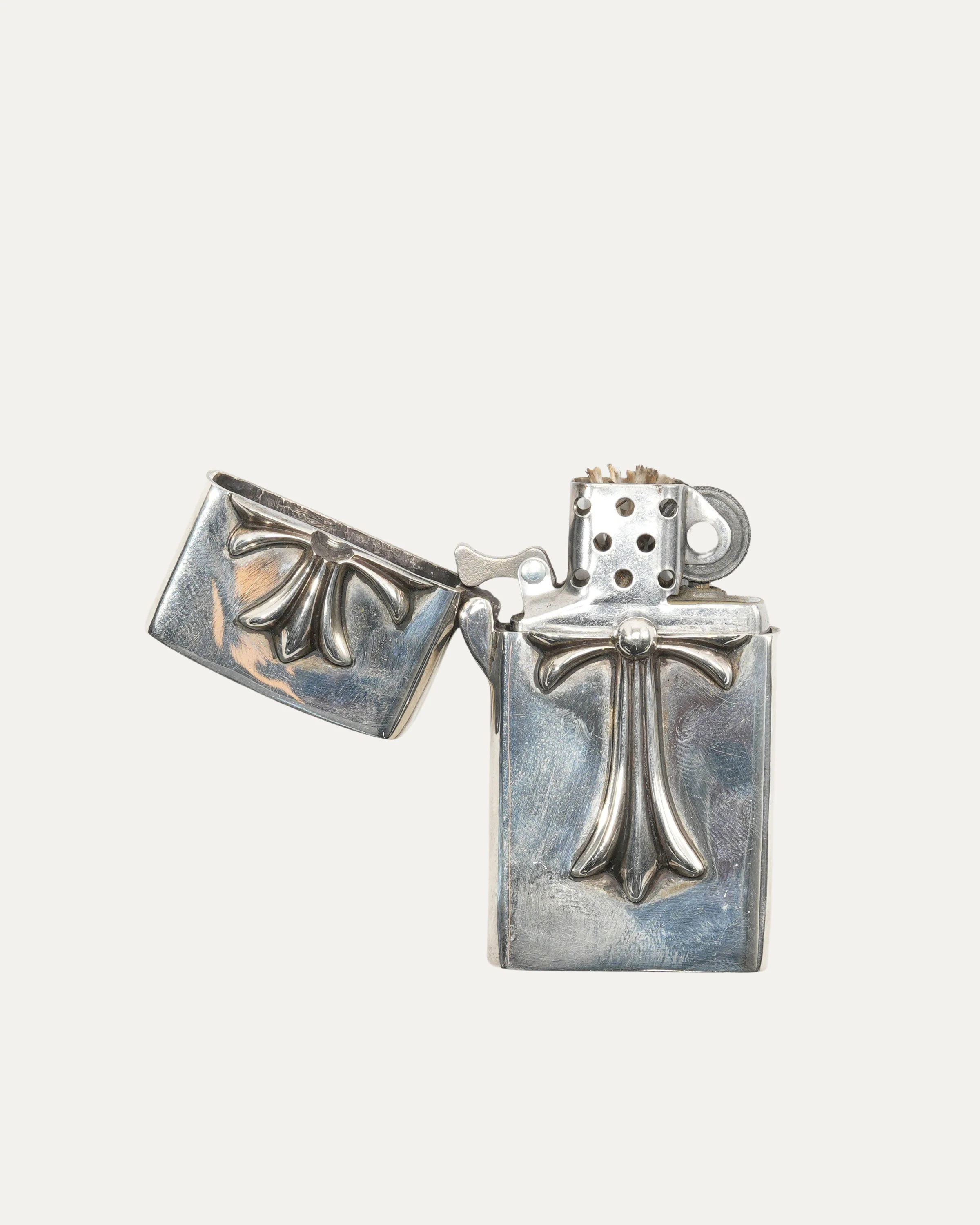 Silver Cross Zippo Lighter - Image 3