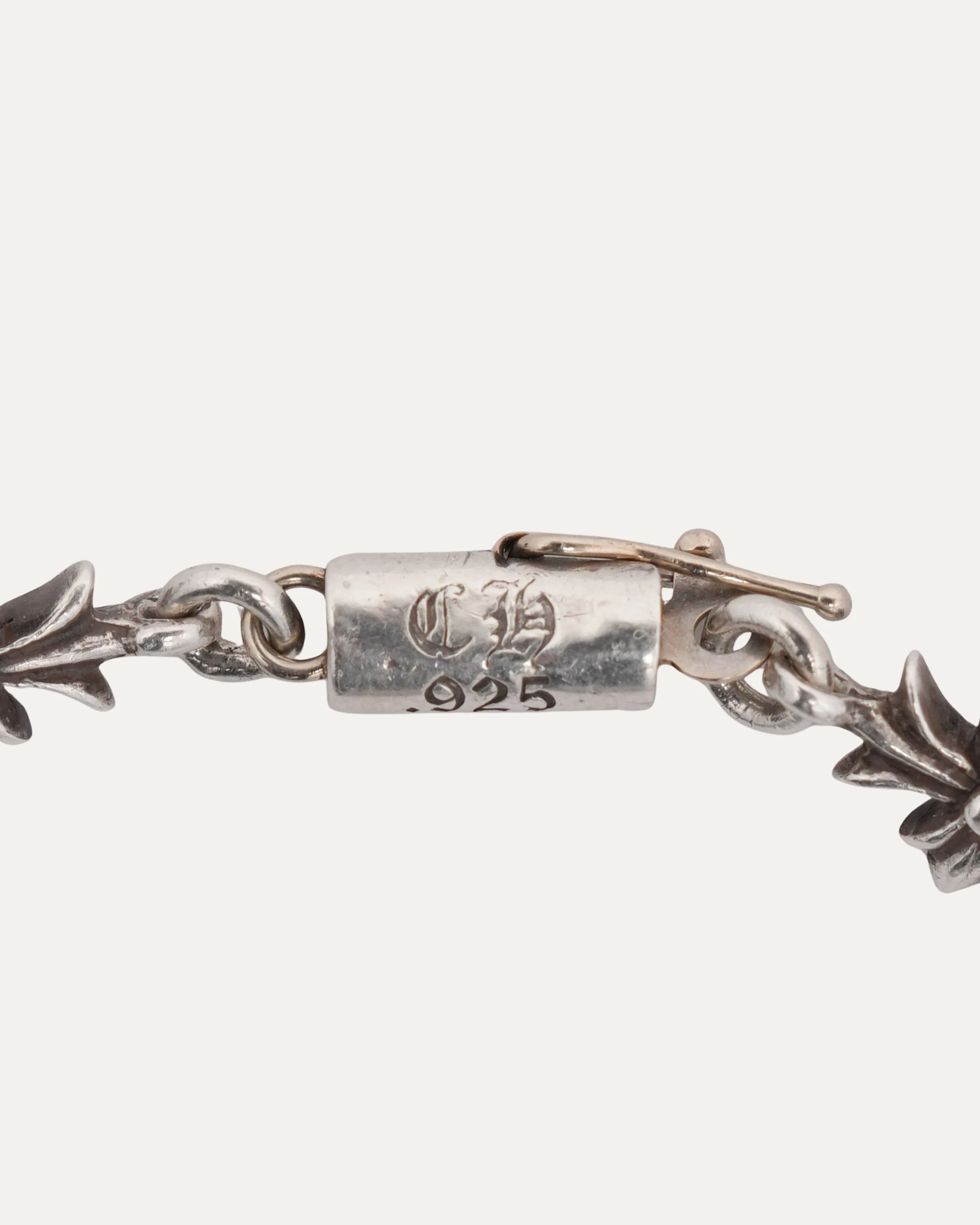 Tiny E Bracelet - Image 3