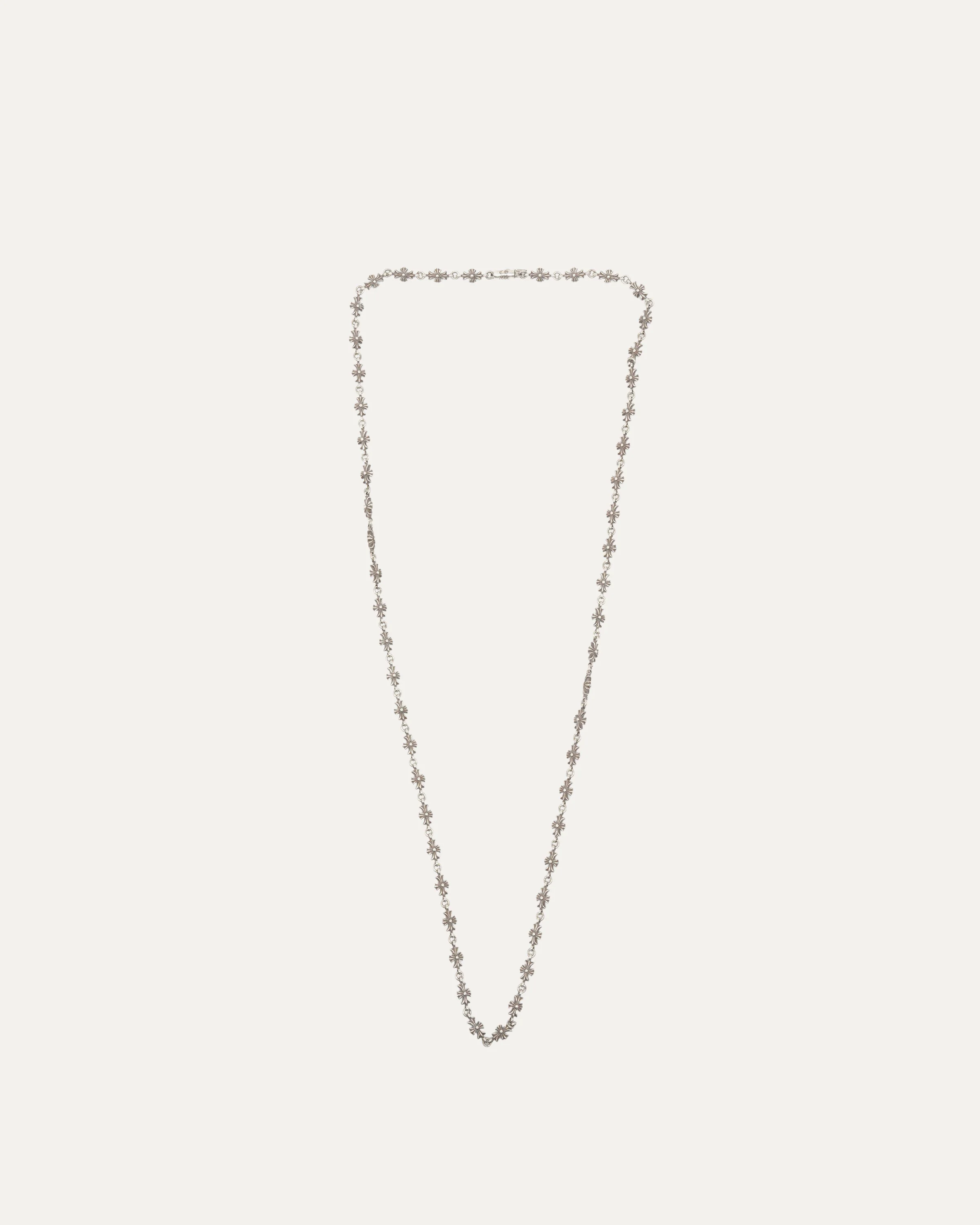 Tiny E Chain Necklace - Image 2