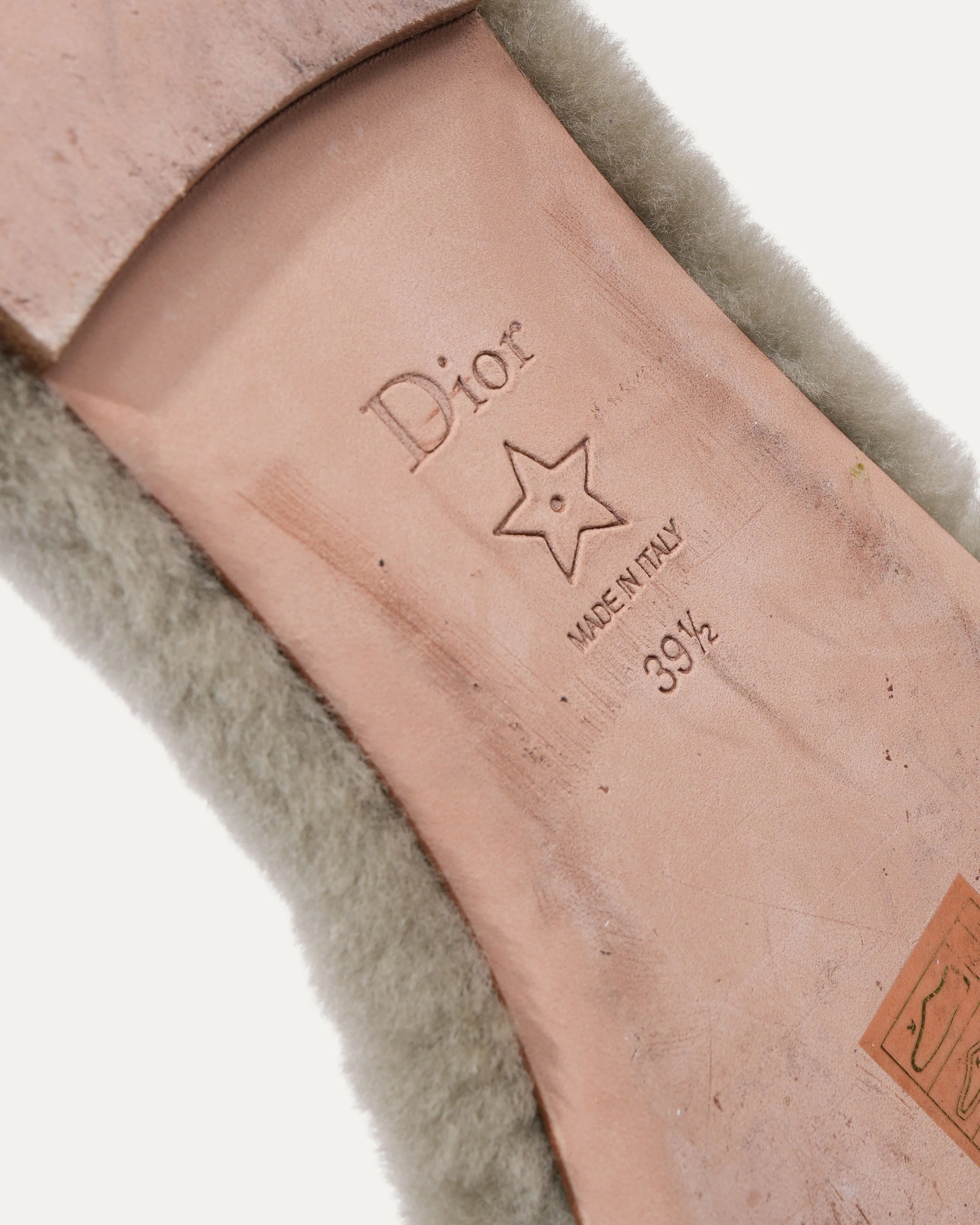 Chez Moi Fur Slides - Image 6