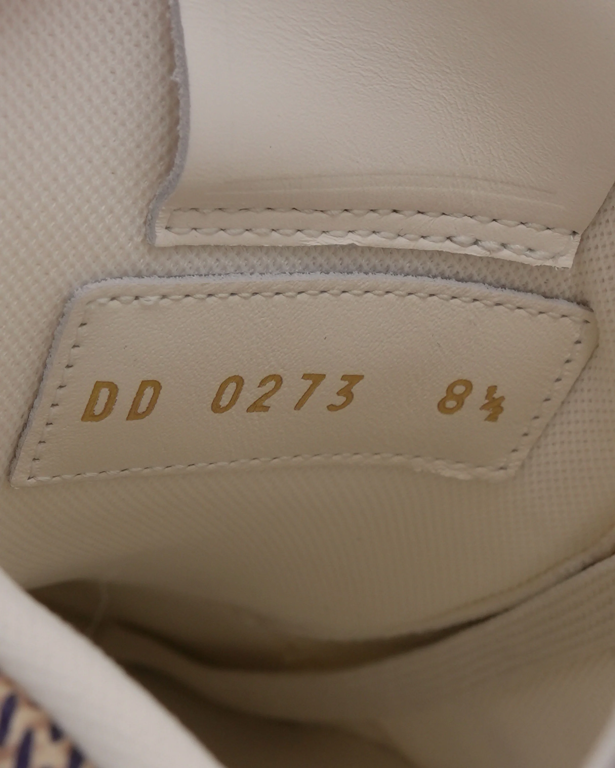 Damier LV Trainer - Image 6