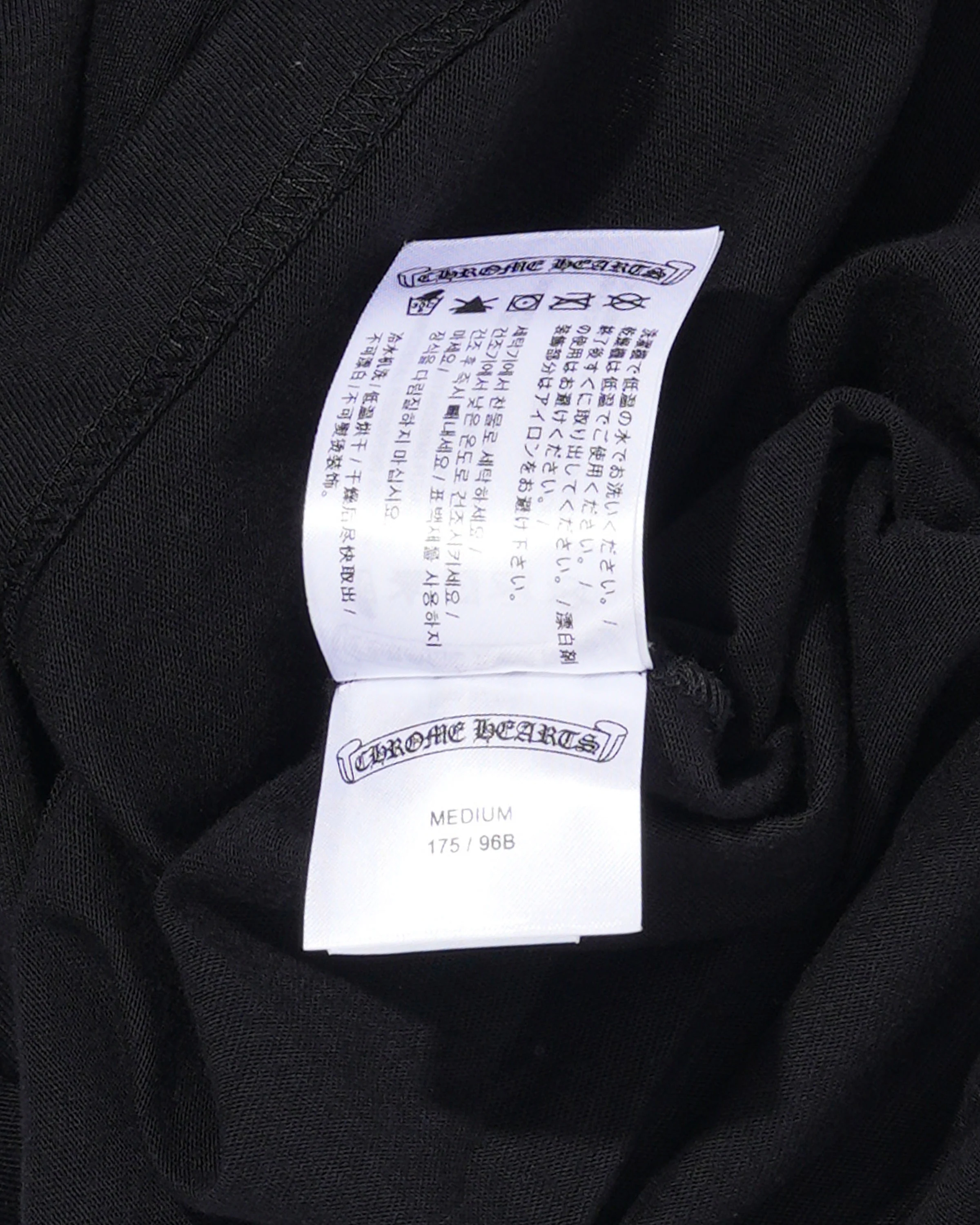 New York Exclusive Scroll Logo T-Shirt - Image 4