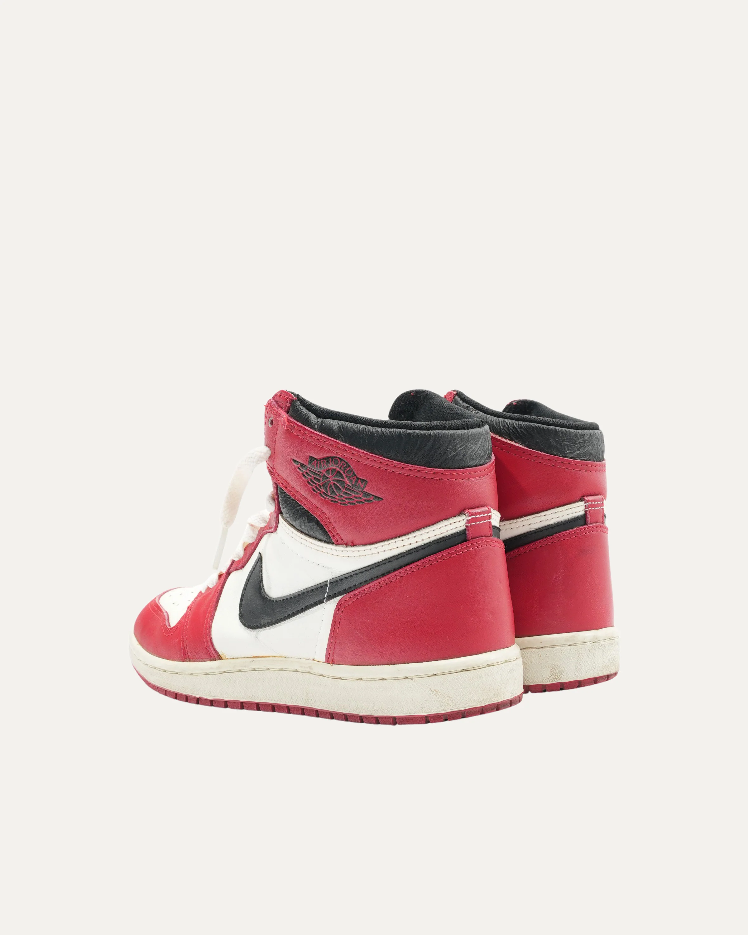 1985 Air Jordan 1 'Chicago' - Image 3
