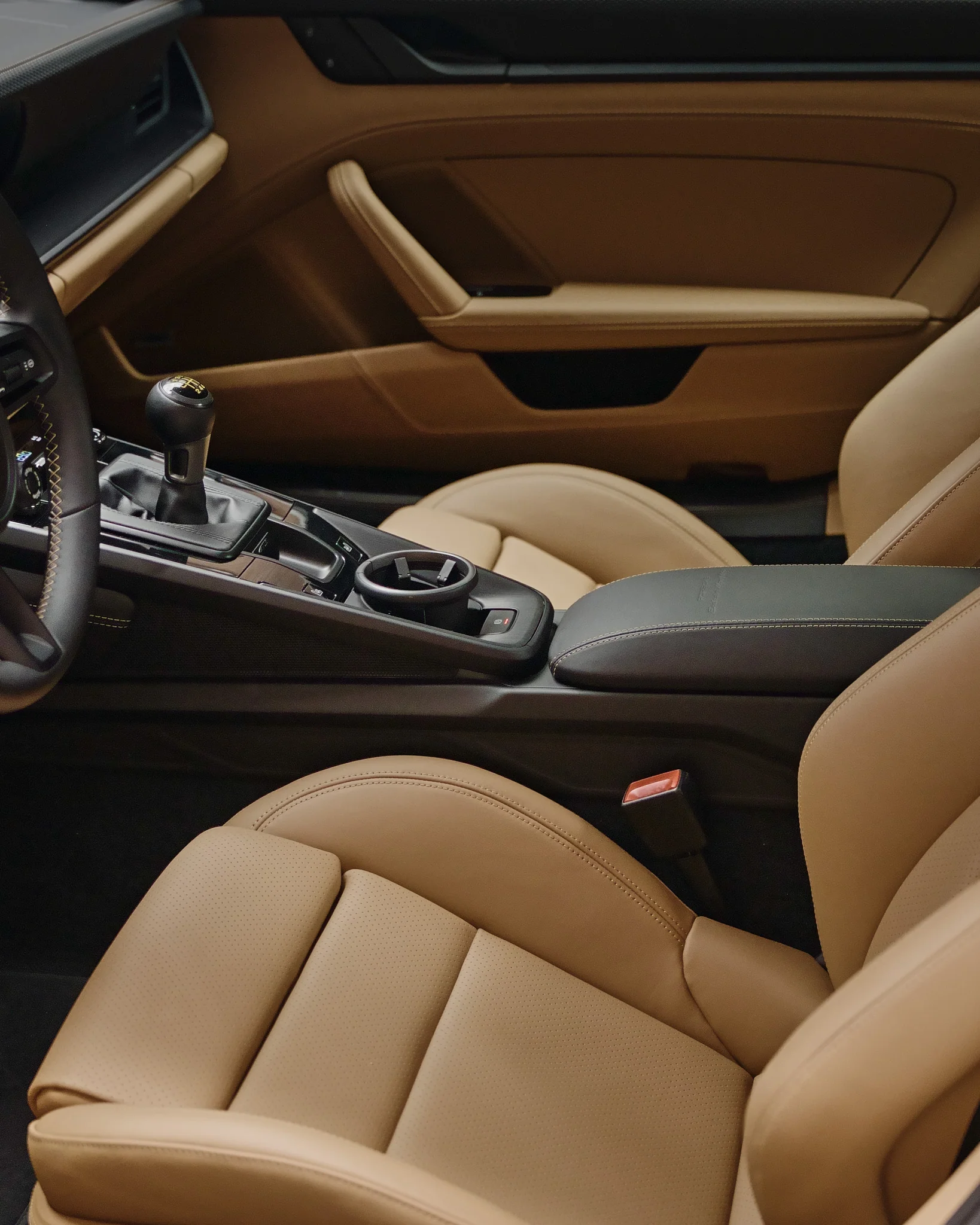 2026 911 GT3 Touring Package - Image 14